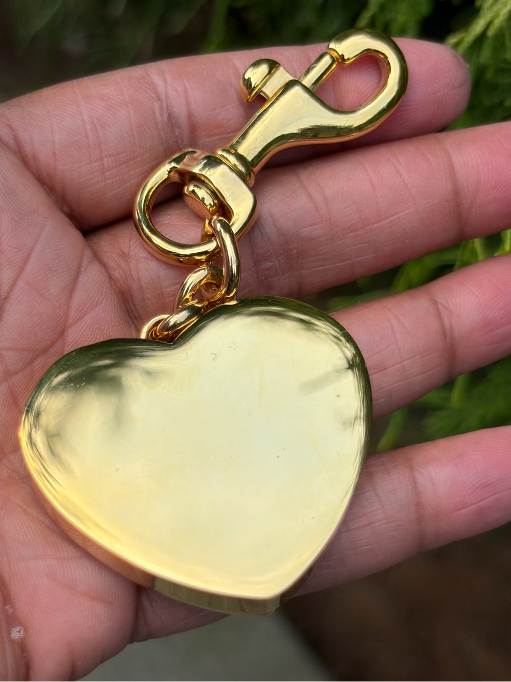 COACH Legacy Stripe Heart Locket Bag Charm Keychain - Picture 8 of 8